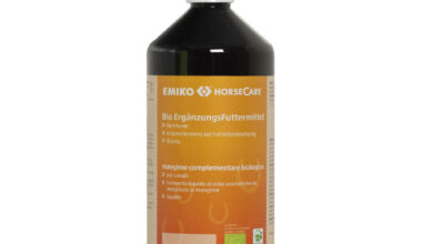 Tramite Integratore alimentare biologico liquido EMIKO HorseCare offrirete al vostro cavallo le sostanze nutritive di erbe salutari e una speciale miscela di microrganismi EM